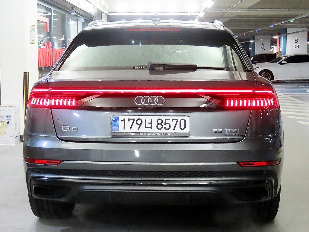 Audi Q8 - Vista 5
