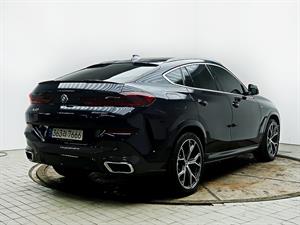 BMW X6 - Vista 8