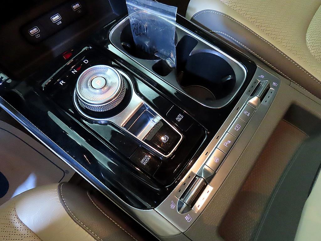 KIA Carnival 2021 Negro - Importación desde Corea - HF Imports Iquique - Foto 13