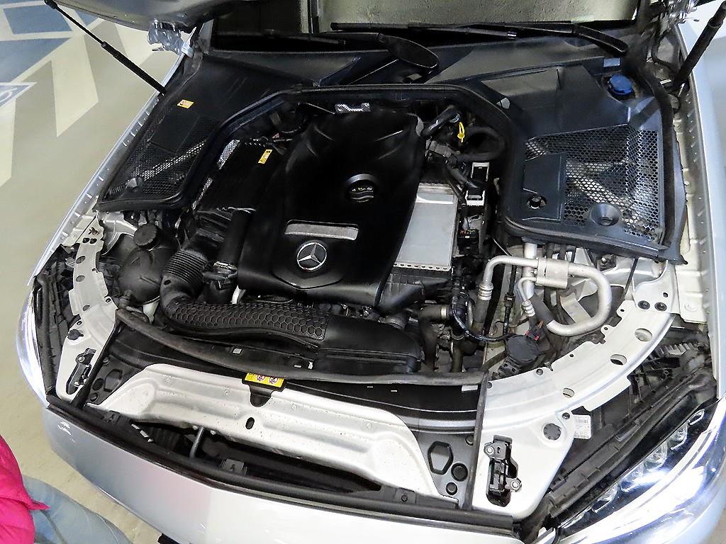 Mercedes Benz C Class 2016 Plateado - Importación desde Corea - HF Imports Iquique - Foto 19