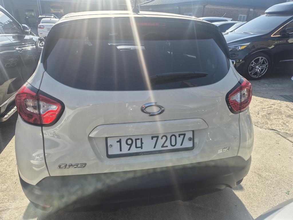 SAMSUNG QM3 - Vista 4