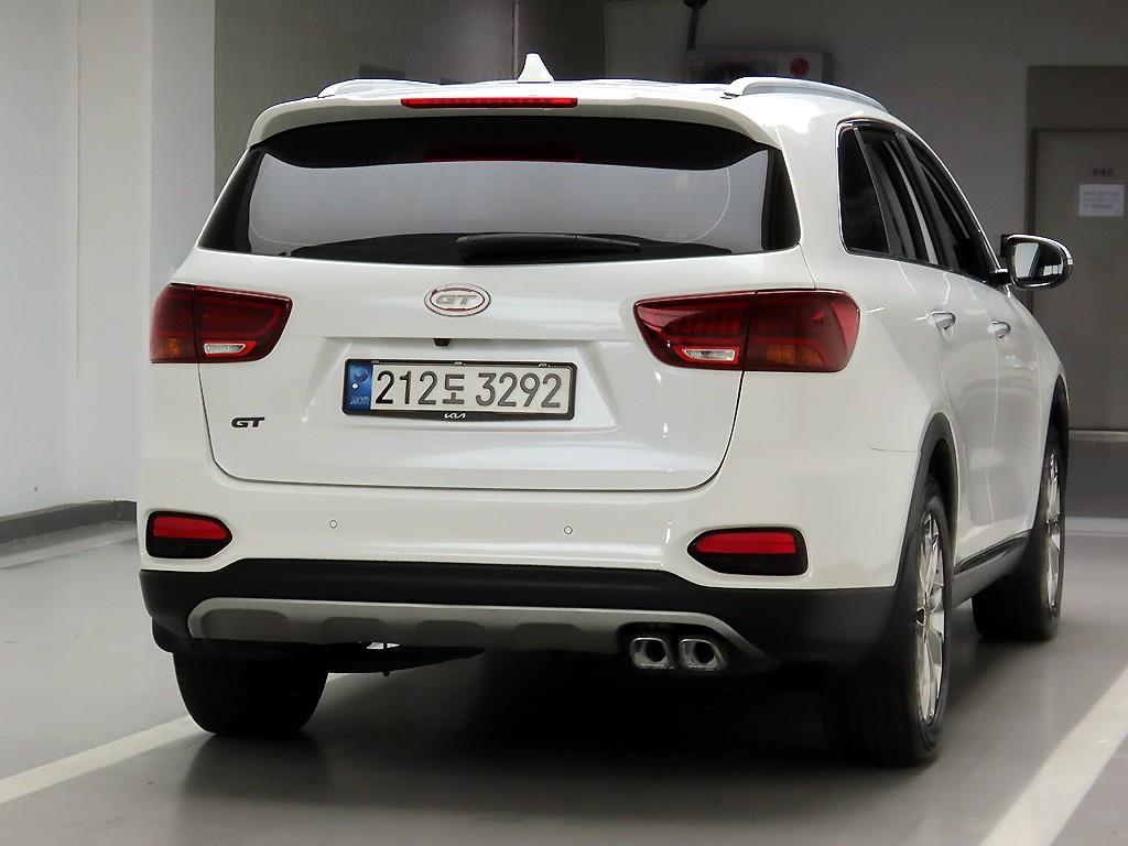 KIA Sorento - Vista 4