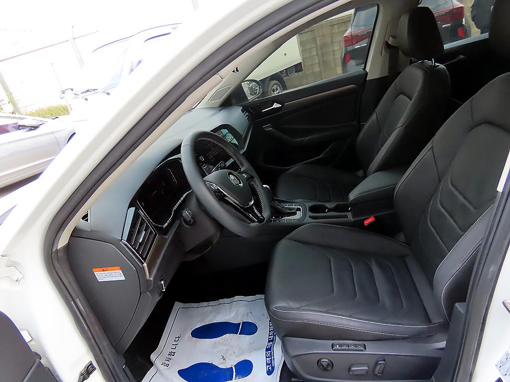 Volkswagen Jetta - Vista 5