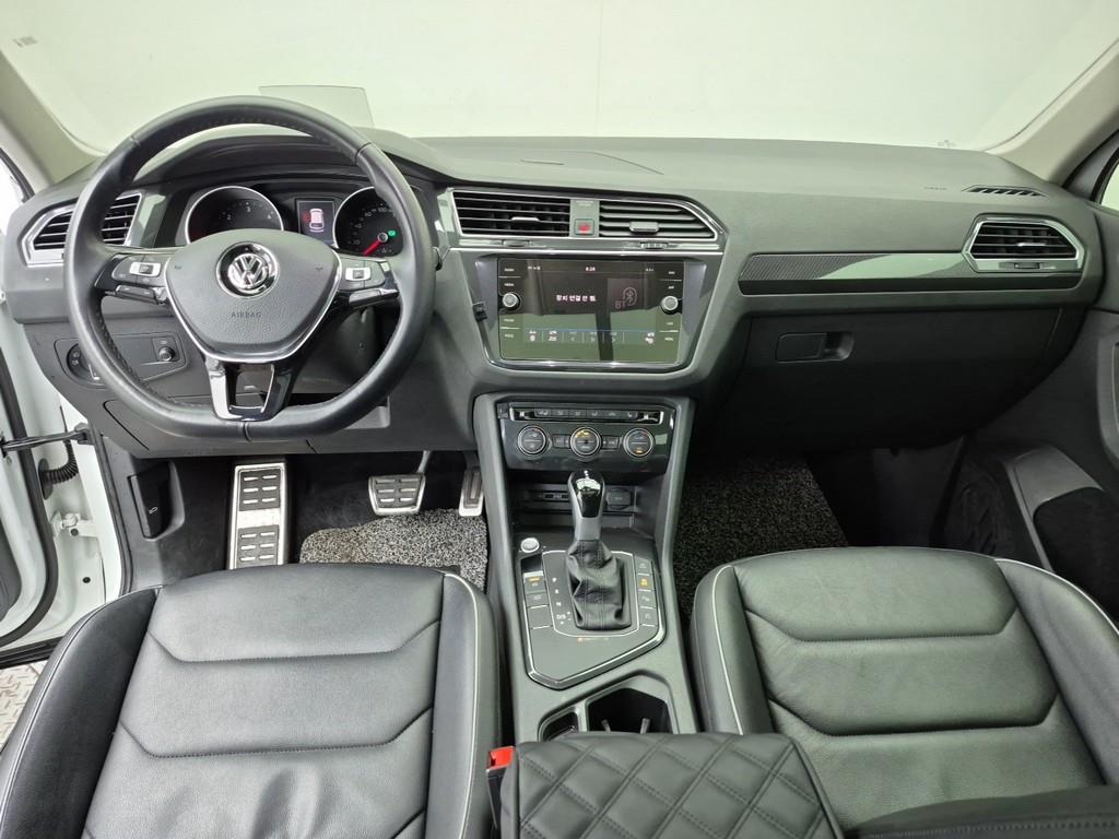 Volkswagen Tiguan - Vista 5