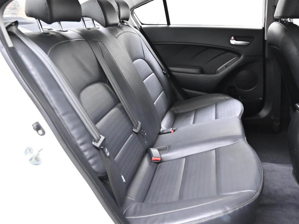 KIA K3 2016 Blanco - Importación desde Corea - HF Imports Iquique - Foto 10