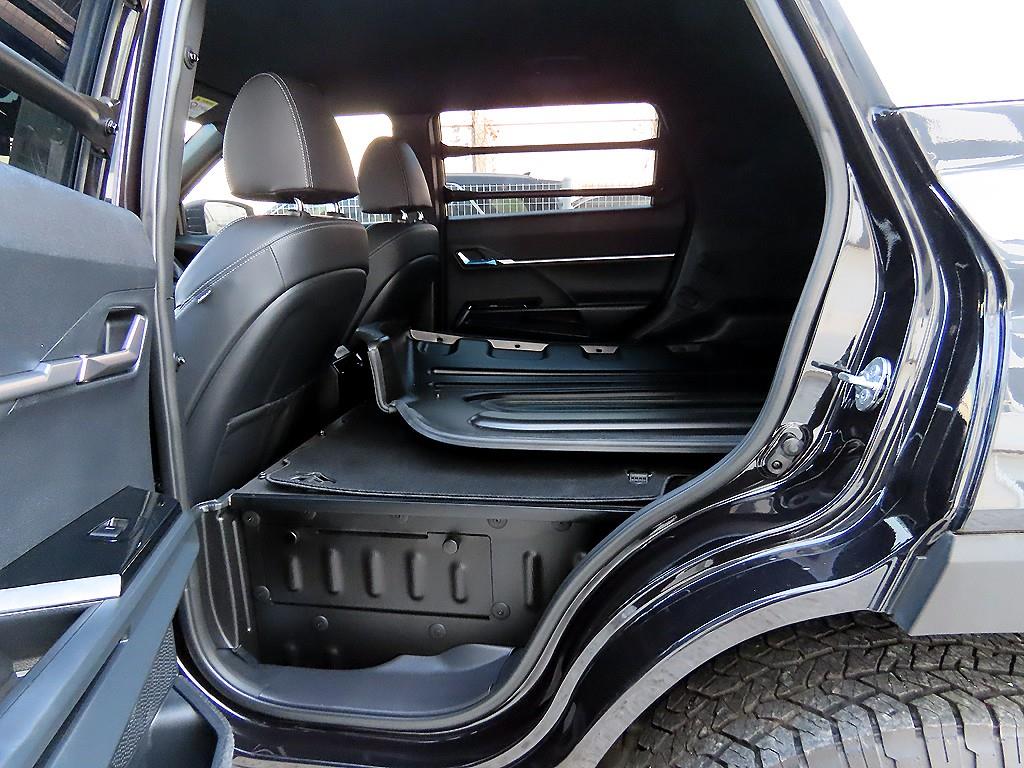 Ssangyong Torres - Vista 6