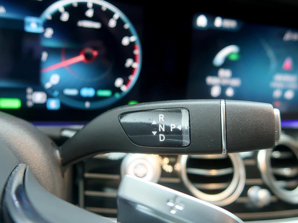 Mercedes Benz E class 2023 Negro - Importación desde Corea - HF Imports Iquique - Foto 10