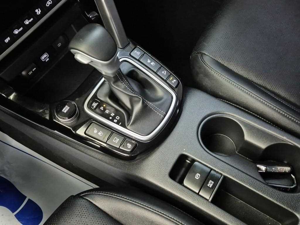 KIA Seltos - Vista 8