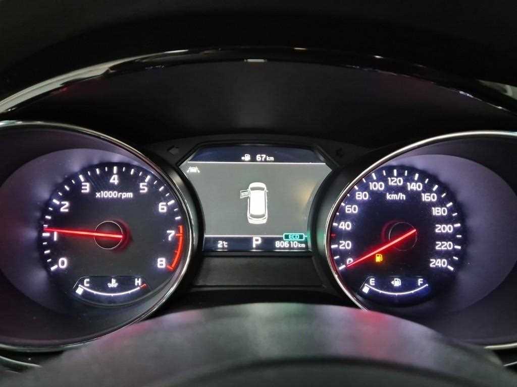 KIA Carnival - Vista 6