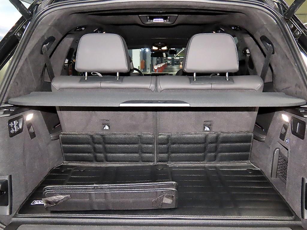 BMW X7 2024 Negro - Importación desde Corea - HF Imports Iquique - Foto 16