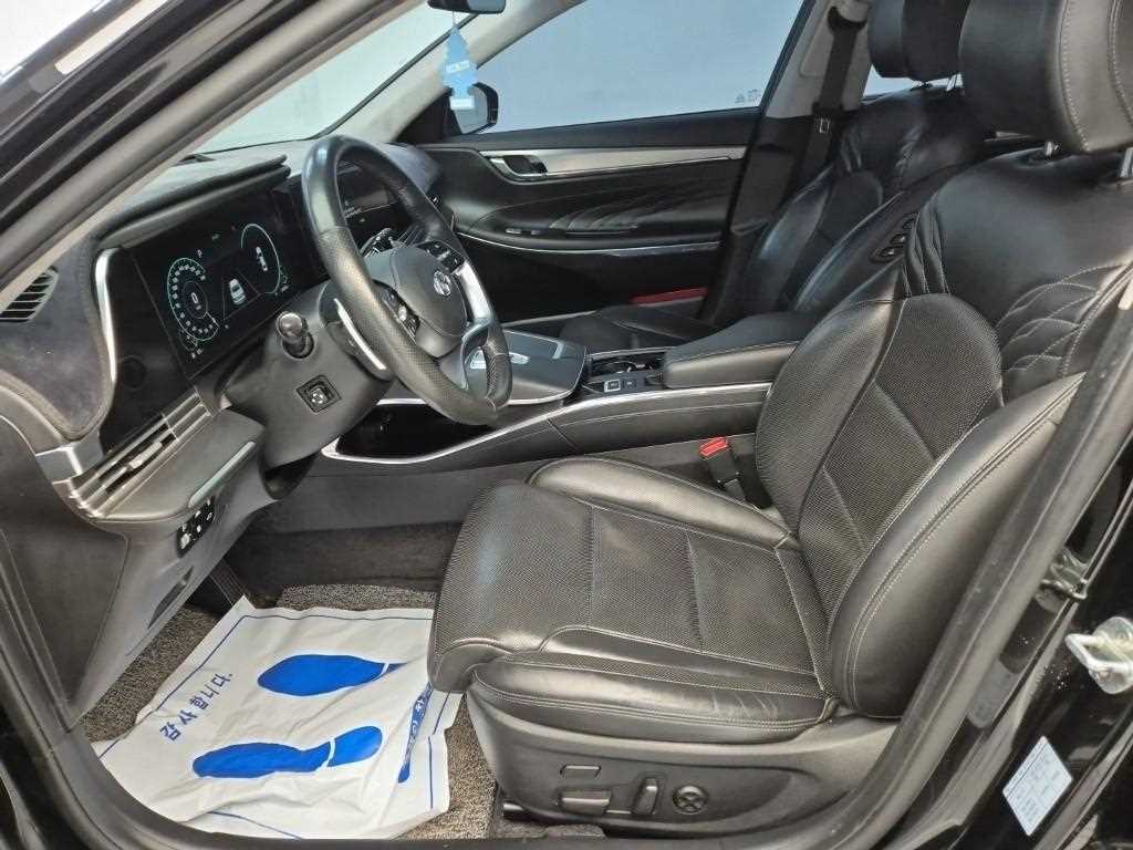 HYUNDAI Grandeur - Vista 11