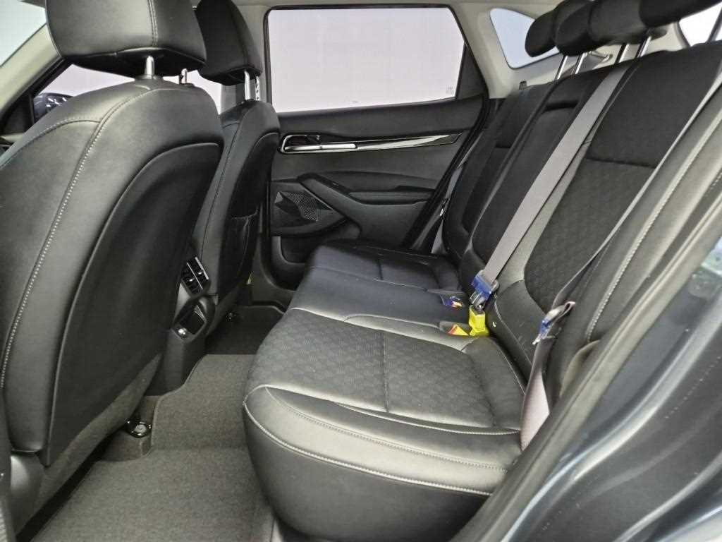 KIA Seltos - Vista 12