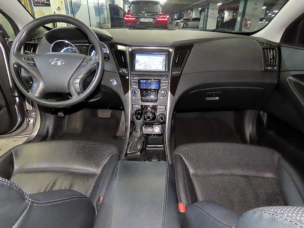 HYUNDAI Sonata - Vista 10