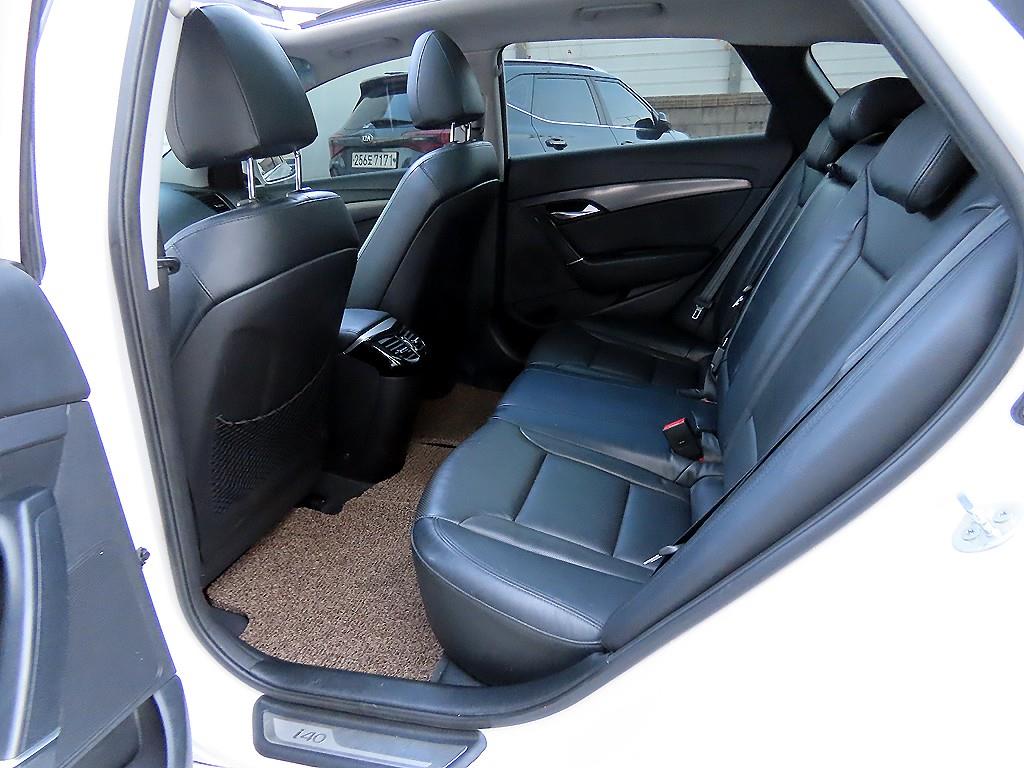 HYUNDAI i40 - Vista 6