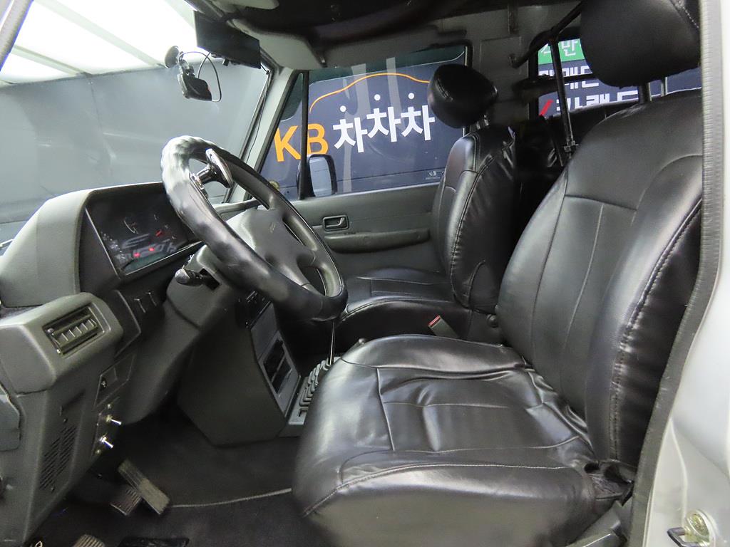 HYUNDAI Galloper - Vista 5