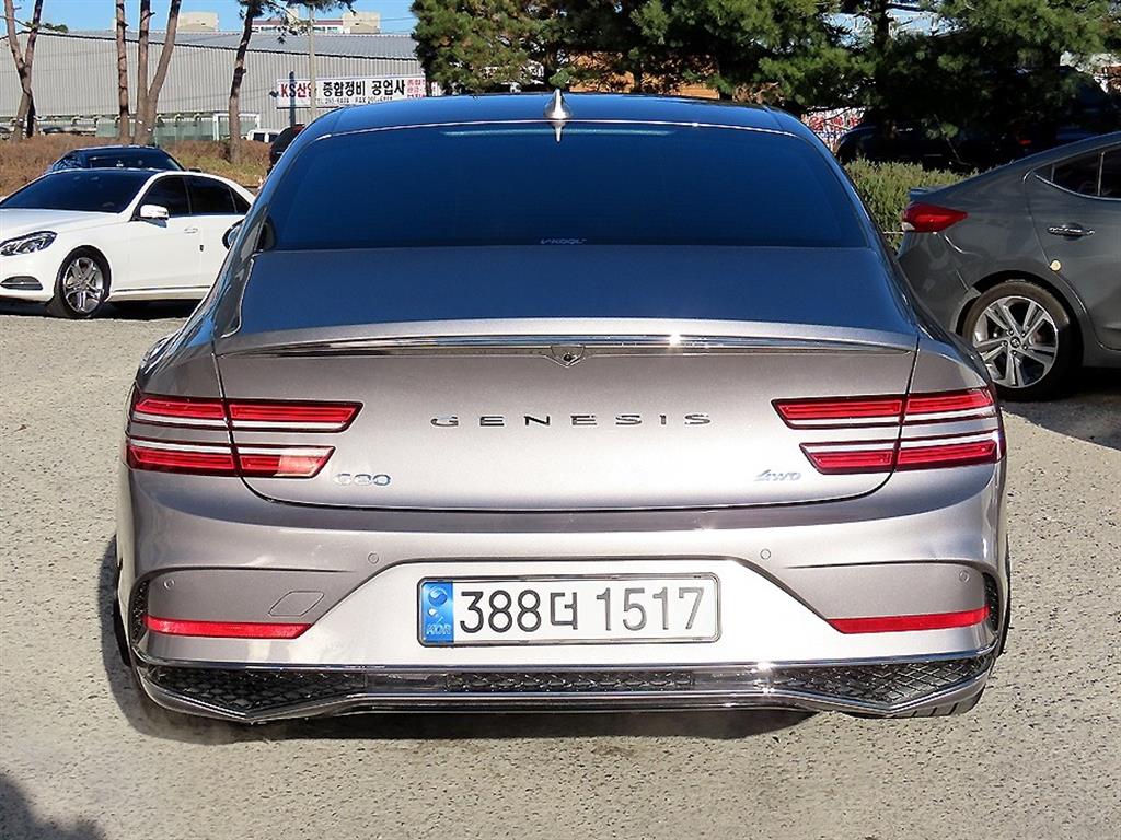 Genesis G80 - Vista 4