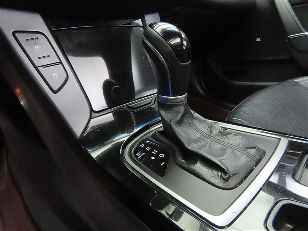 HYUNDAI i40 - Vista 11