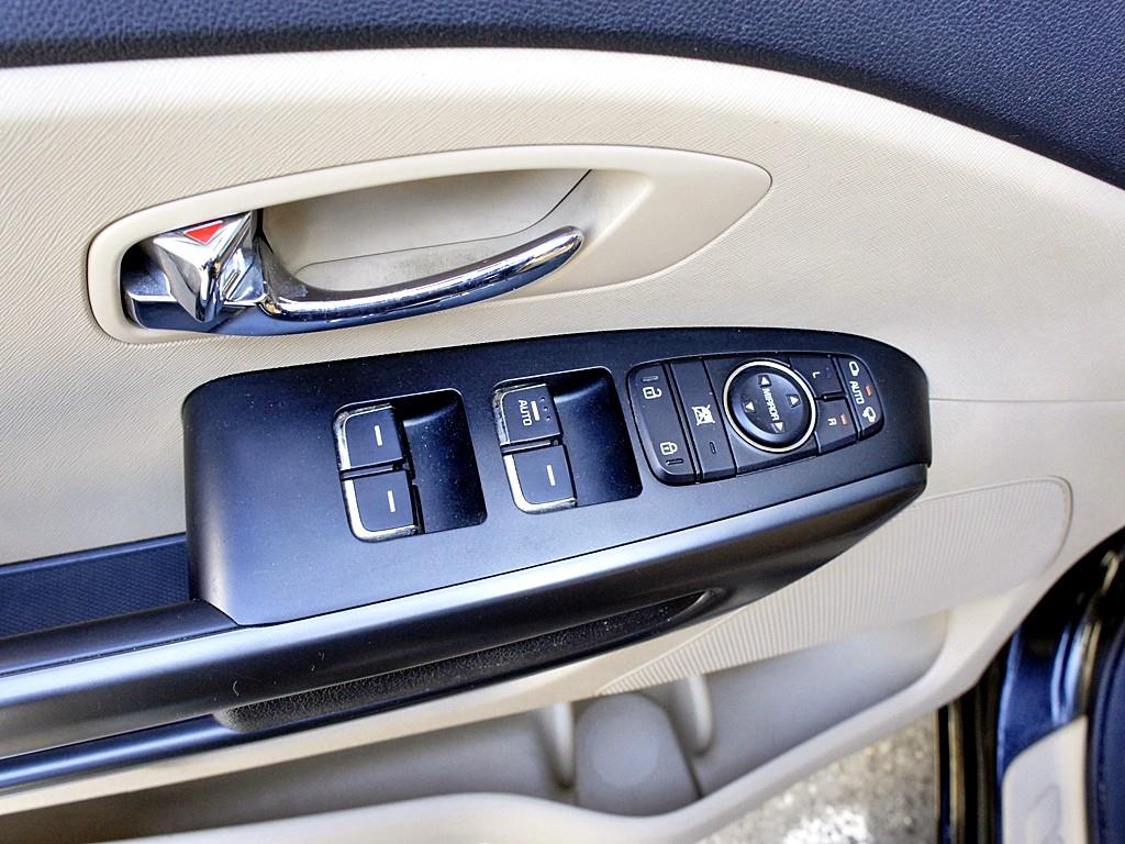 KIA Carnival 2019 Negro - Importación desde Corea - HF Imports Iquique - Foto 13