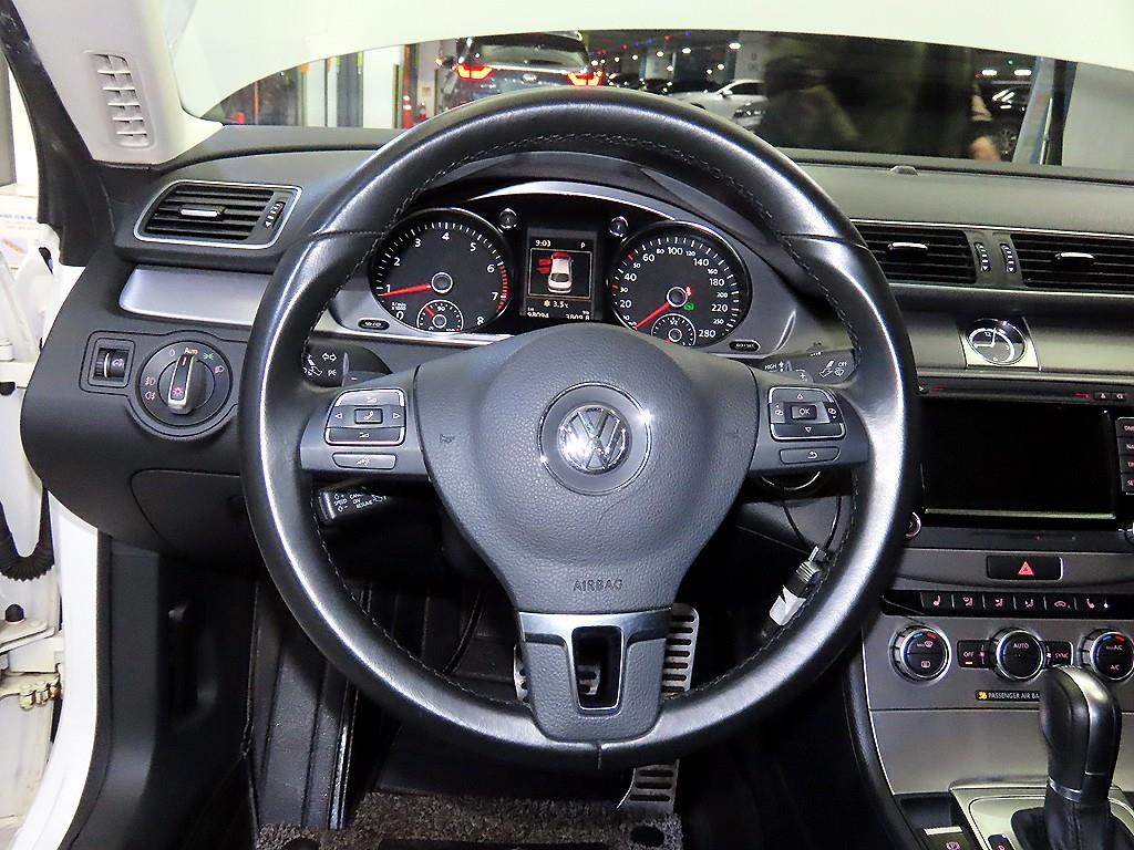 Volkswagen CC - Vista 8