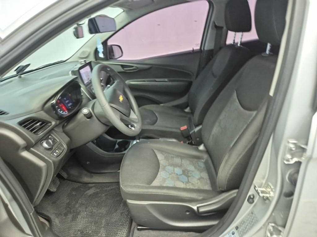 Chevrolet Spark - Vista 11