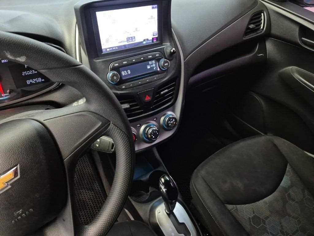 Chevrolet Spark - Vista 10