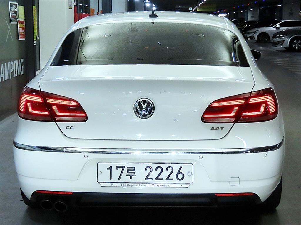 Volkswagen CC - Vista 5