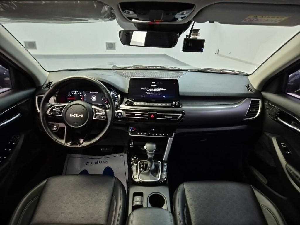 KIA Seltos - Vista 7