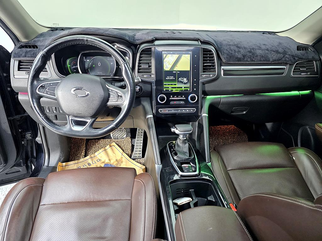 SAMSUNG QM6 - Vista 5