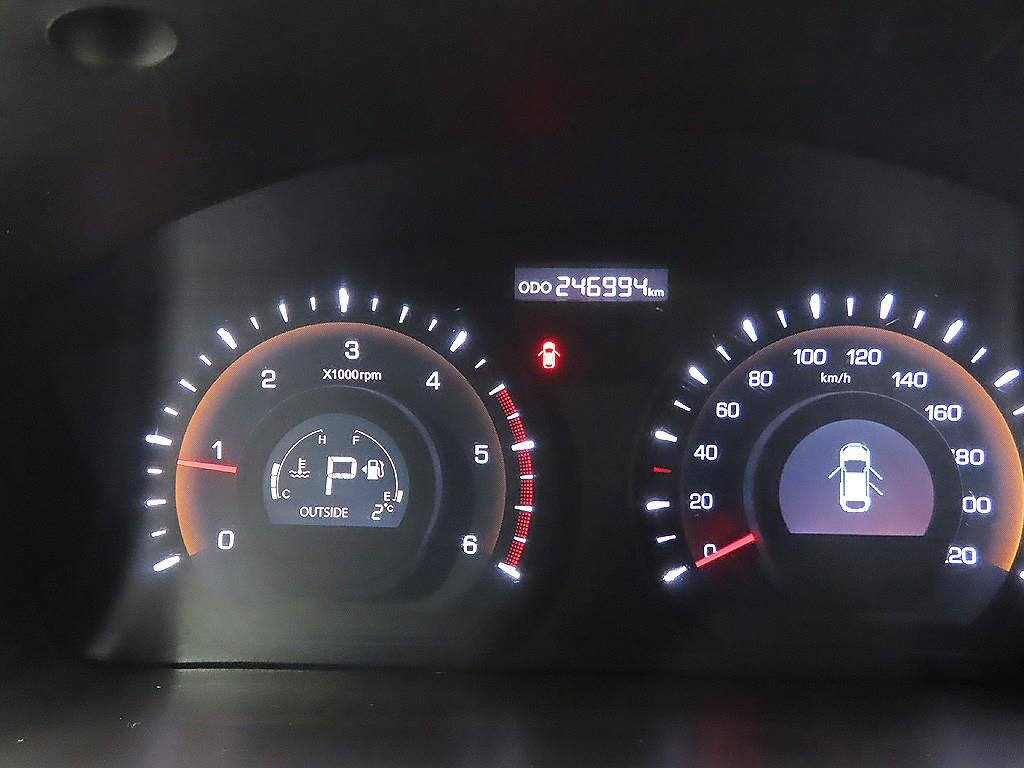 Ssangyong Korando - Vista 11