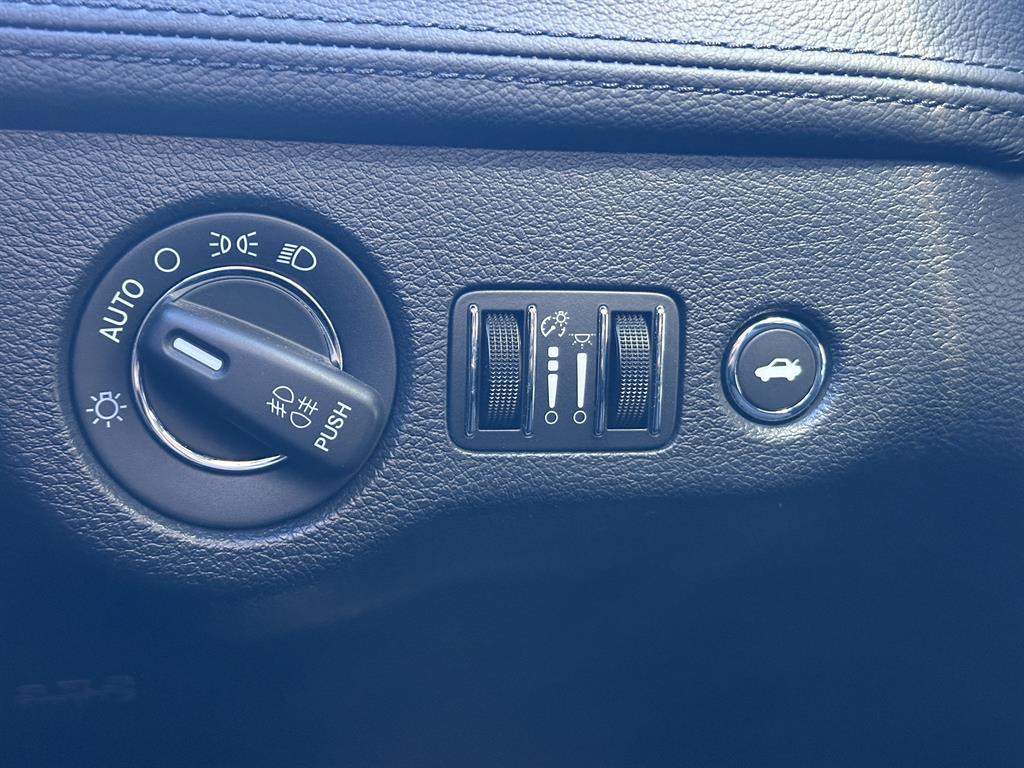 Chrysler 300C 2016 Negro - Importación desde Corea - HF Imports Iquique - Foto 16