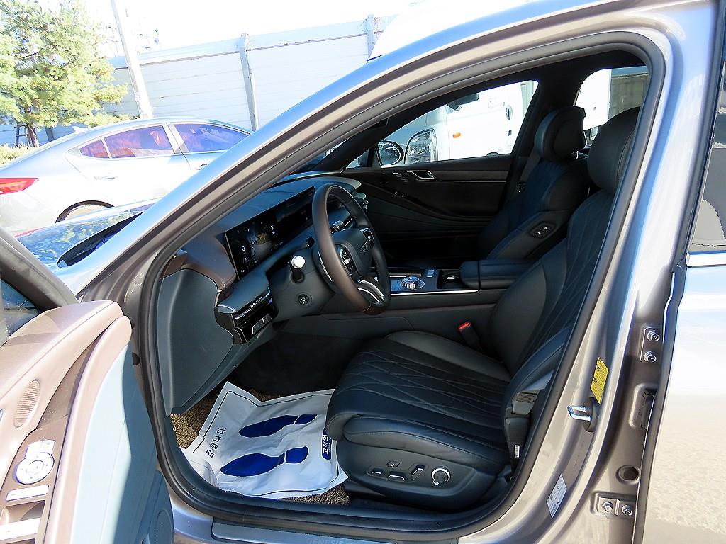 Genesis G80 - Vista 5