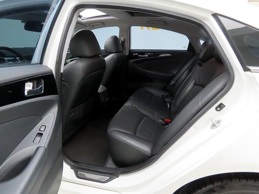 HYUNDAI Sonata 2011 Blanco - Importación desde Corea - HF Imports Iquique - Foto 13