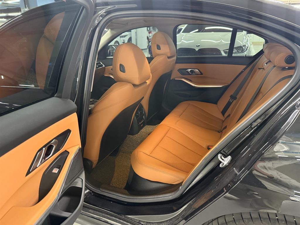 BMW 3 series - Vista 8