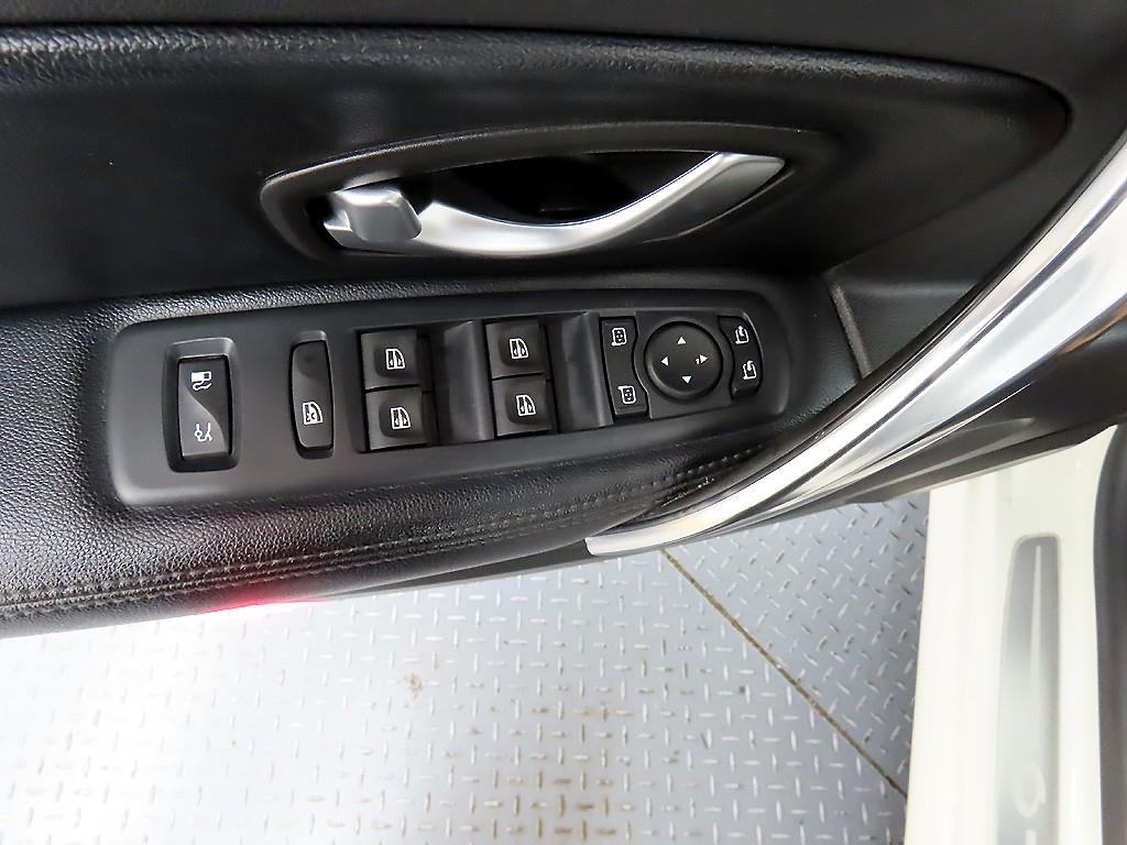 SAMSUNG SM5 - Vista 11