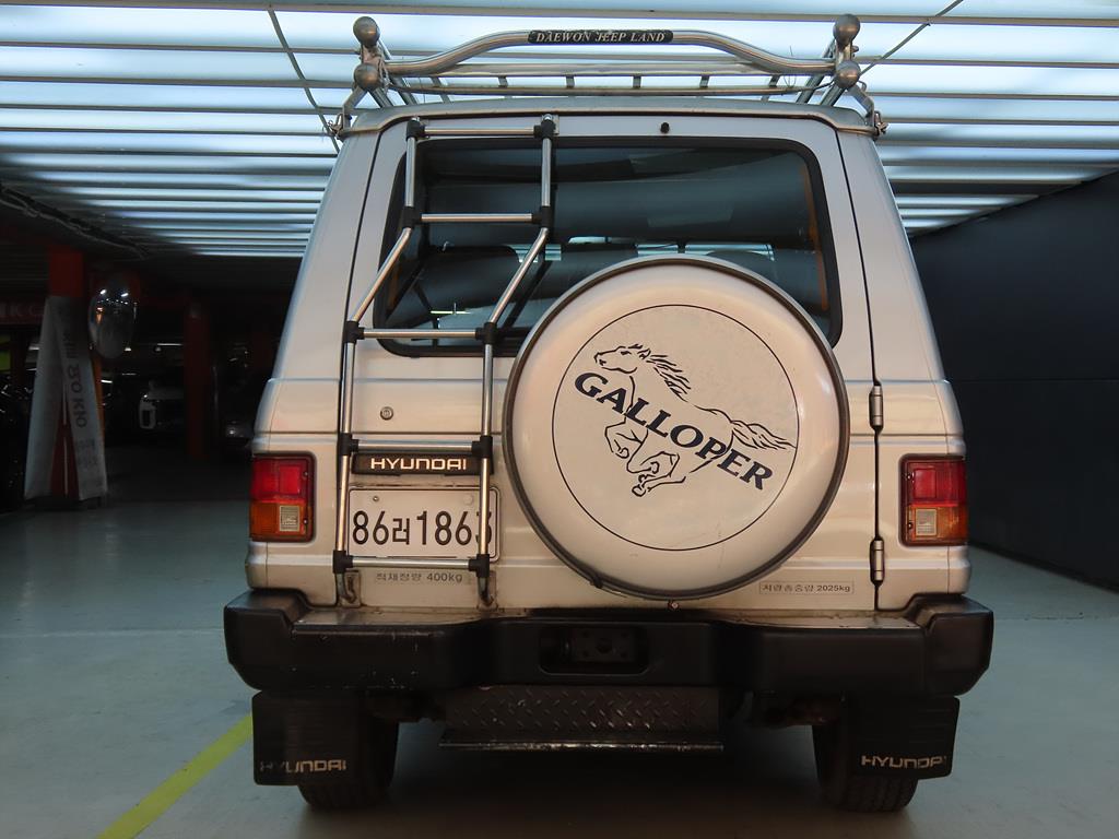 HYUNDAI Galloper - Vista 4