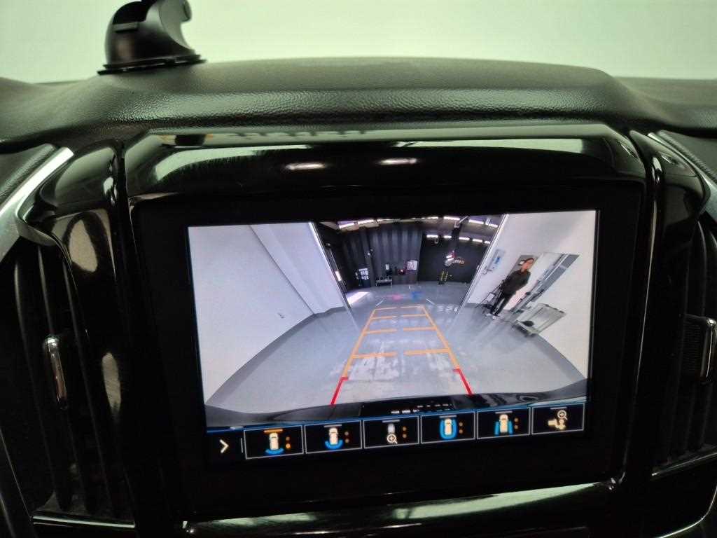 Chevrolet Travers 2021 Negro - Importación desde Corea - HF Imports Iquique - Foto 15