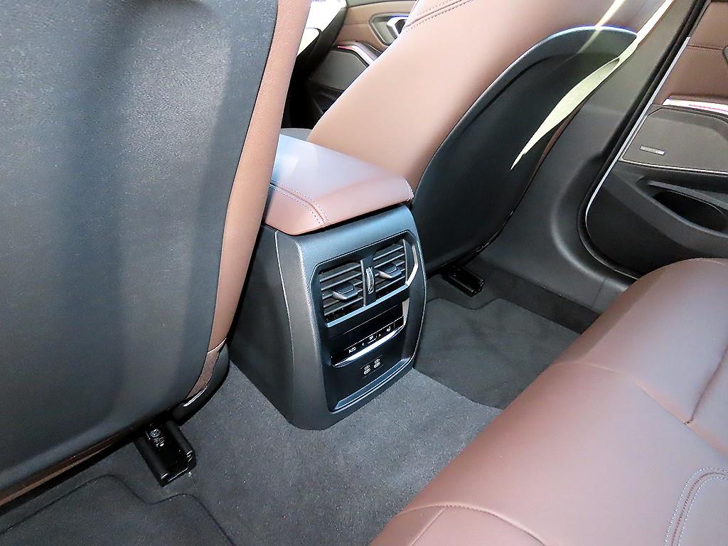 BMW 3 series 2025 Gris - Importación desde Corea - HF Imports Iquique - Foto 15