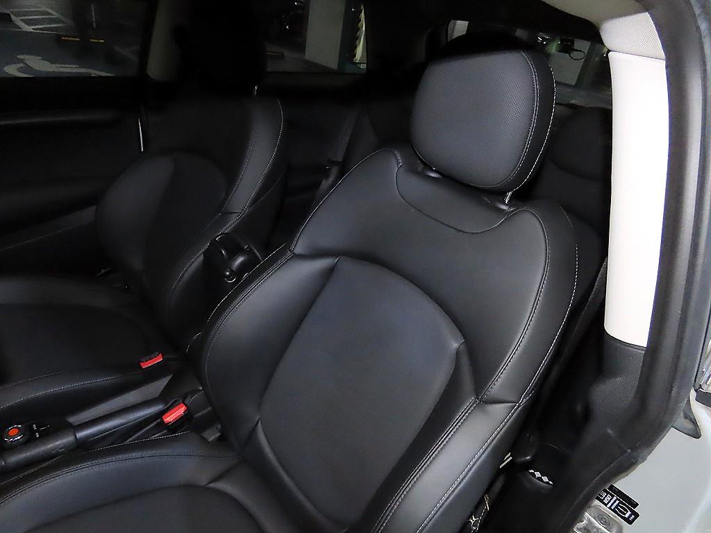 Mini Cooper - Vista 7