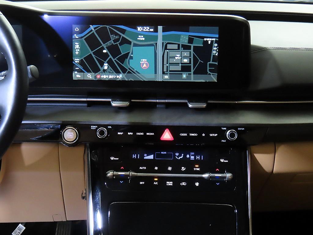 KIA Carnival - Vista 12