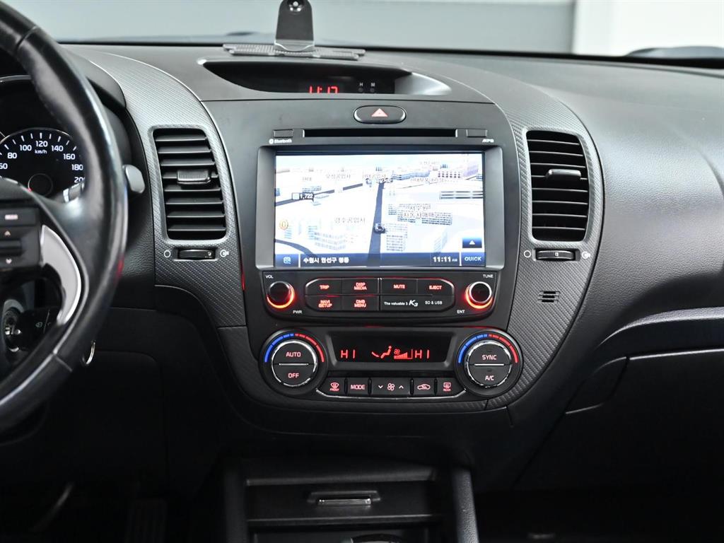 KIA K3 2016 Blanco - Importación desde Corea - HF Imports Iquique - Foto 11