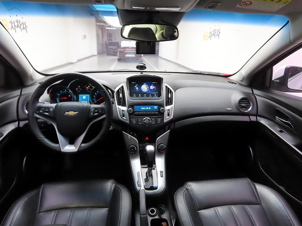 Chevrolet Cruise - Vista 8