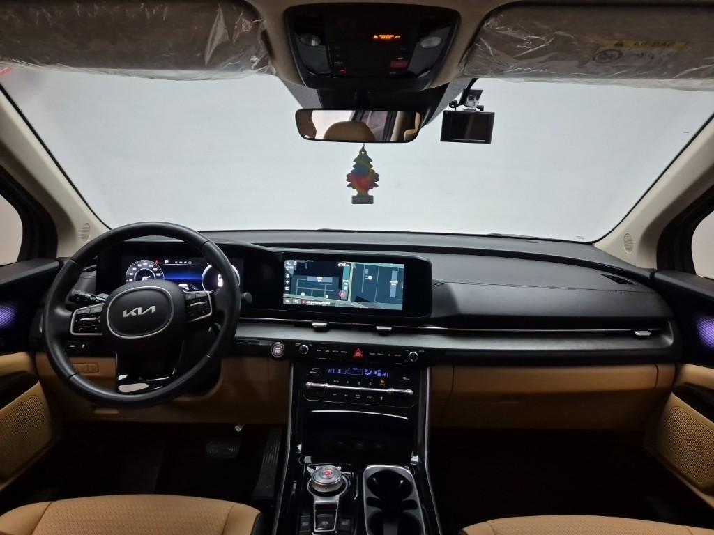 KIA Carnival - Vista 7