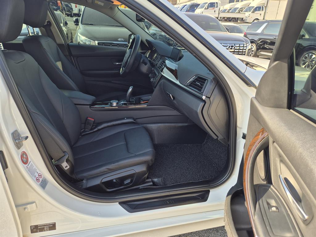 BMW 3 series 2015 Blanco - Importación desde Corea - HF Imports Iquique - Foto 19