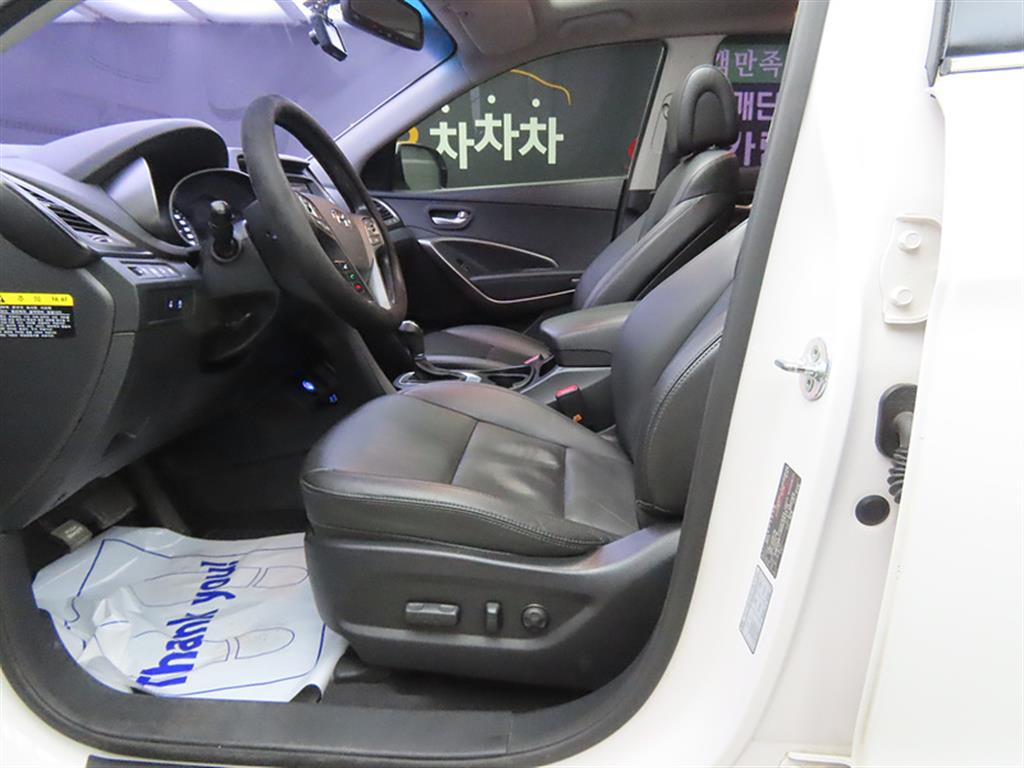 HYUNDAI Santa Fe - Vista 5