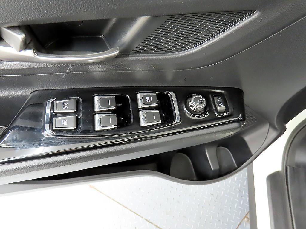 Ssangyong Korando - Vista 11