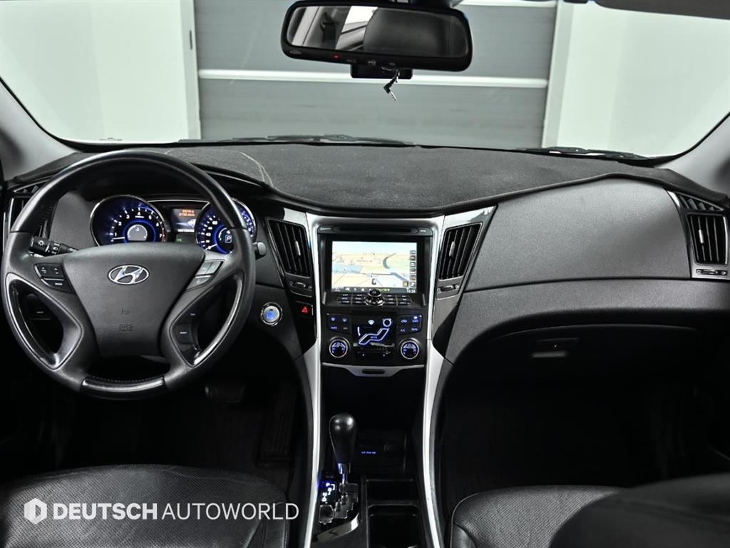 HYUNDAI Sonata - Vista 7