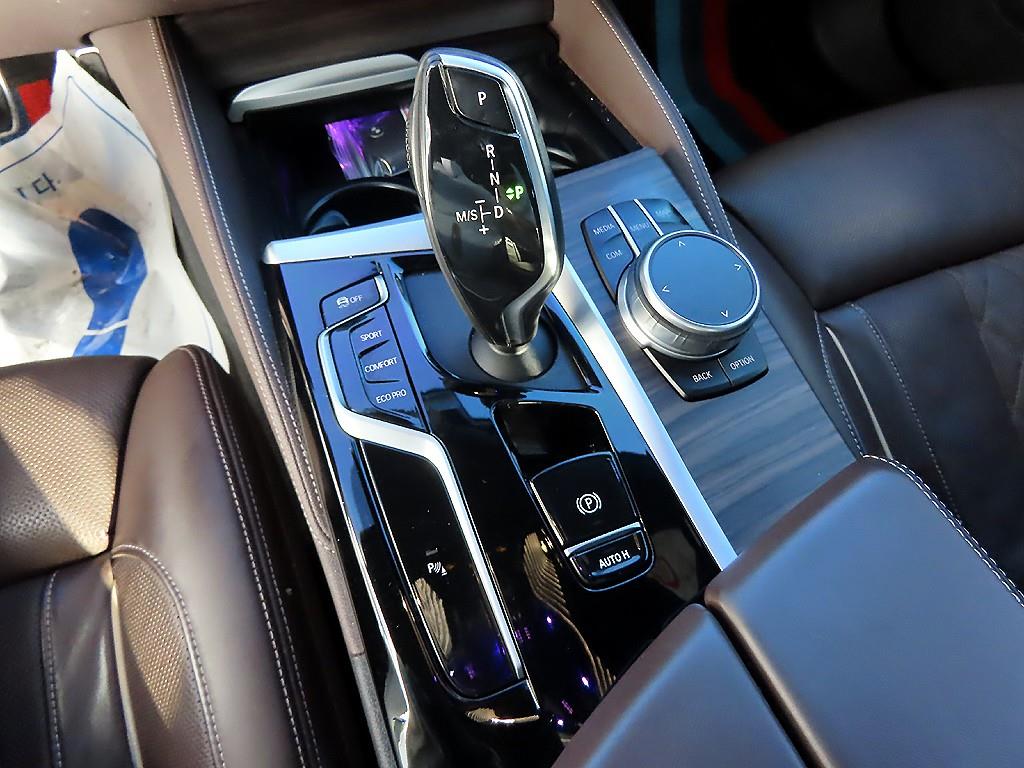 BMW 5 Series - Vista 11