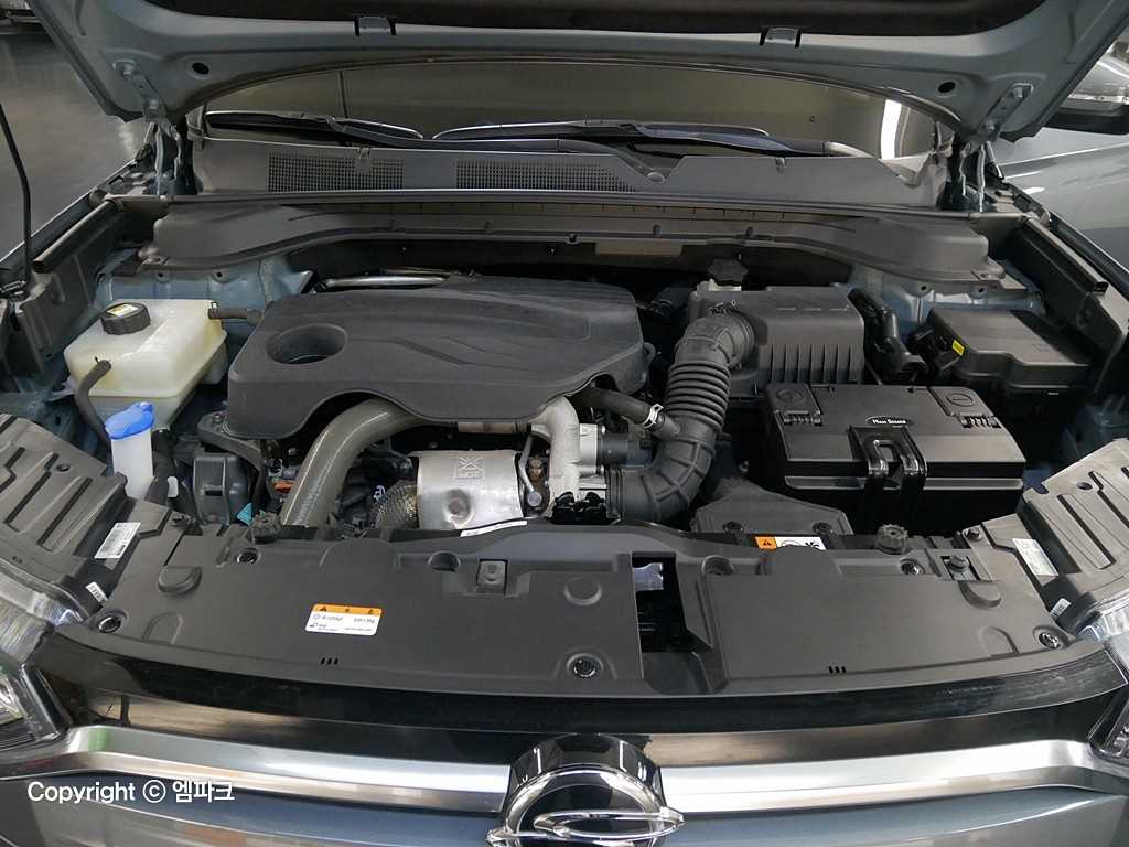 Ssangyong Korando - Vista 5