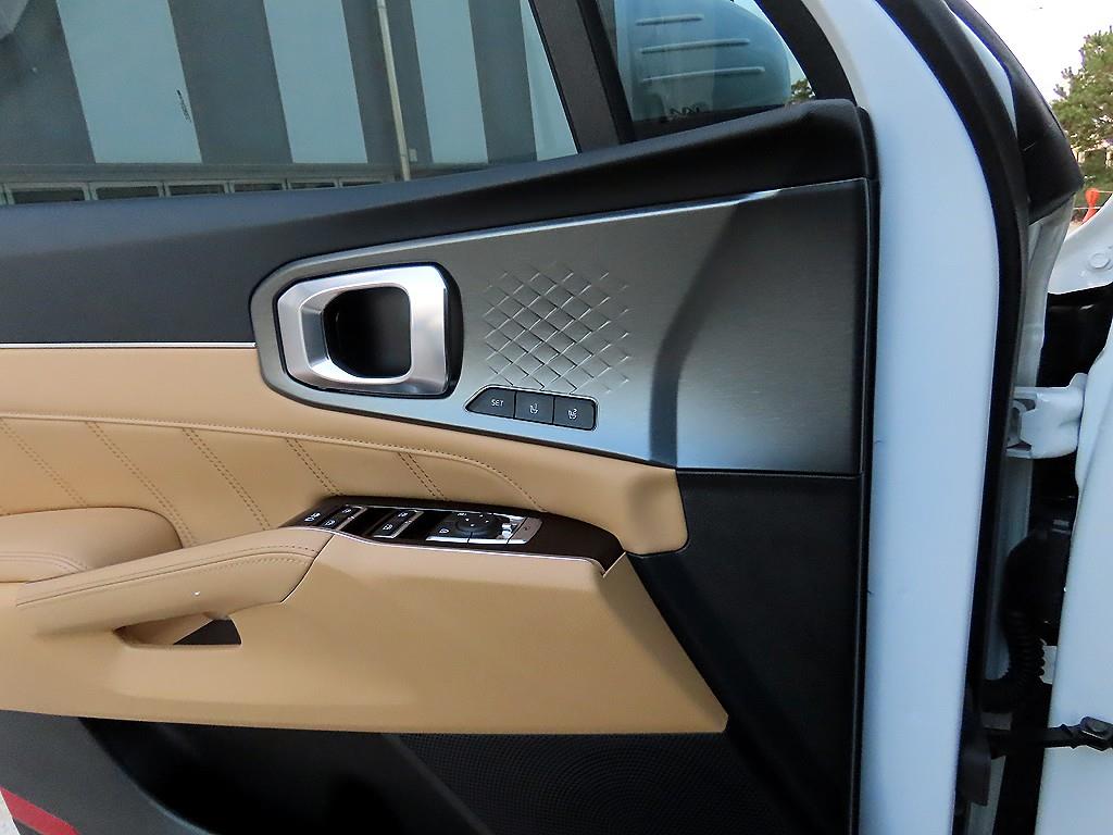 KIA Sorento - Vista 11