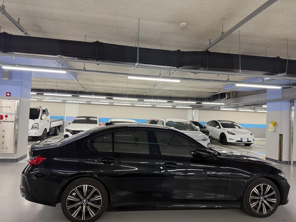 BMW 3 series - Vista 4